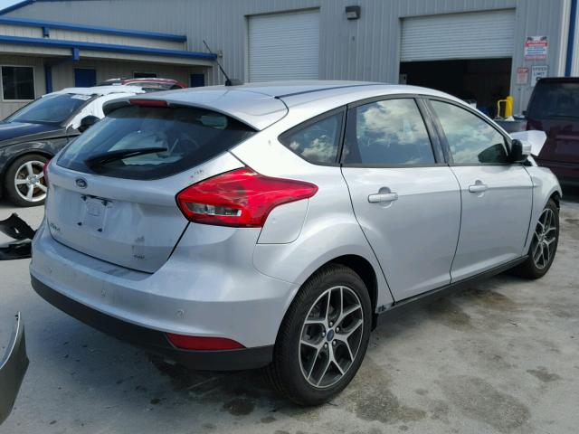 1FADP3M29HL338362 - 2017 FORD FOCUS SEL SILVER photo 4