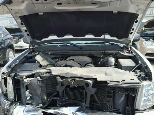 3GCPKREA7BG138597 - 2011 CHEVROLET SILVERADO SILVER photo 7