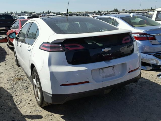 1G1RE6E49CU127519 - 2012 CHEVROLET VOLT WHITE photo 3