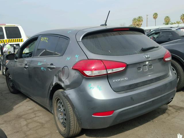 KNAFK5A81G5653355 - 2016 KIA FORTE LX GRAY photo 3