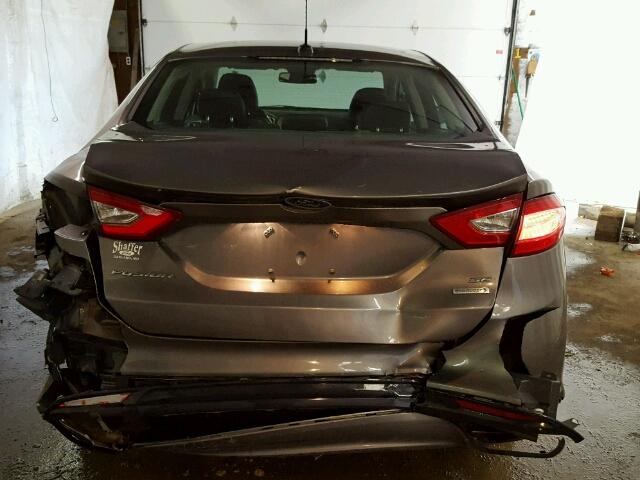 3FA6P0H9XDR261687 - 2013 FORD FUSION SE GRAY photo 9