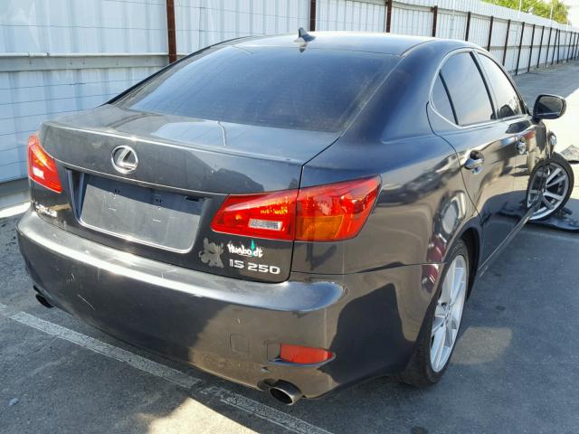 JTHBK262872046793 - 2007 LEXUS IS 250 CHARCOAL photo 4