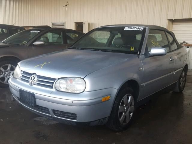 3VWDC21V02M810708 - 2002 VOLKSWAGEN CABRIO GLX 银色 照片 2