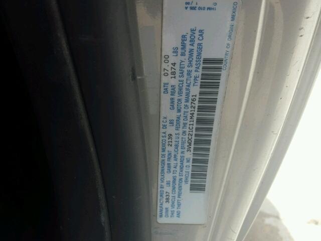 3VWDC21C11M412761 - 2001 VOLKSWAGEN NEW BEETLE 银色 照片 10