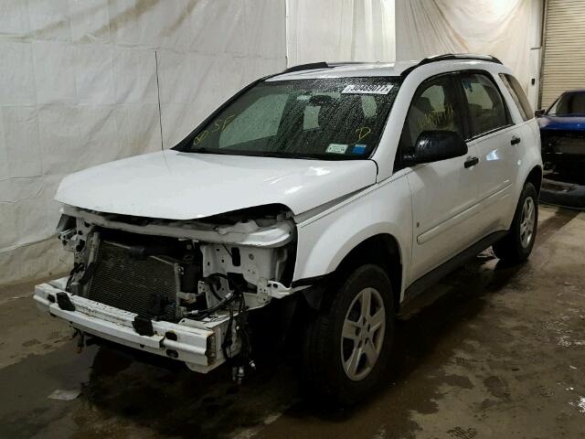 2CNDL13FX66145766 - 2006 CHEVROLET EQUINOX LS WHITE photo 2