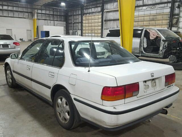 1HGCB7577PA018104 - 1993 HONDA ACCORD EX WHITE photo 3