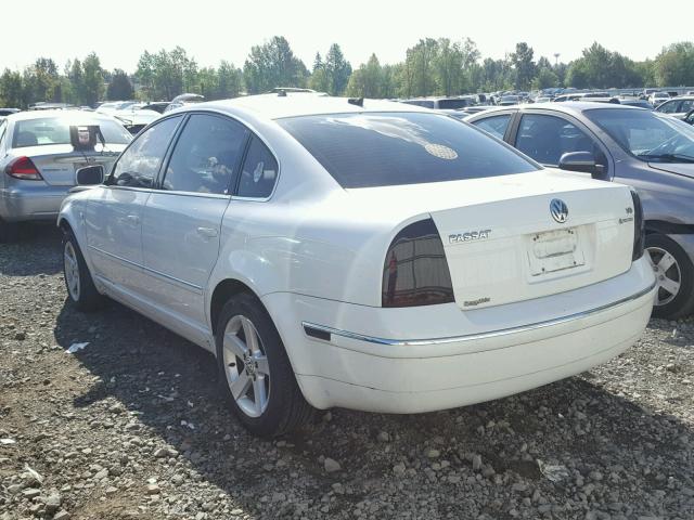 WVWTH63B94P100052 - 2004 VOLKSWAGEN PASSAT GLX 白色 照片 3