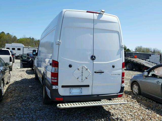 WD3PE8DE2E5830892 - 2014 MERCEDES-BENZ SPRINTER 2 WHITE photo 3