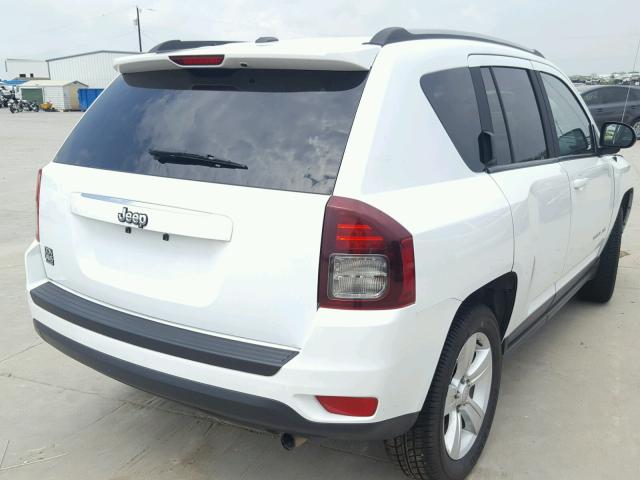 1C4NJCBA3GD525423 - 2016 JEEP COMPASS SP WHITE photo 4