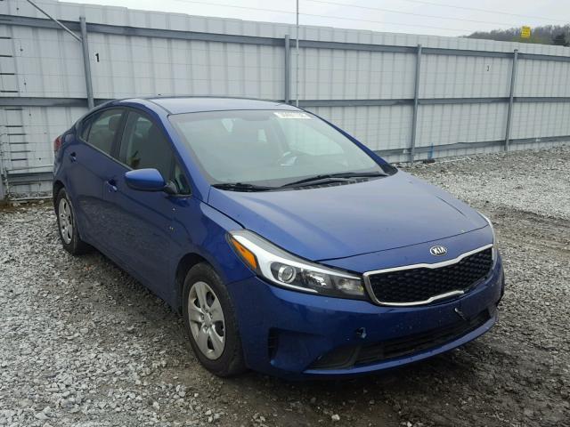 3KPFK4A70HE010909 - 2017 KIA FORTE LX BLUE photo 1