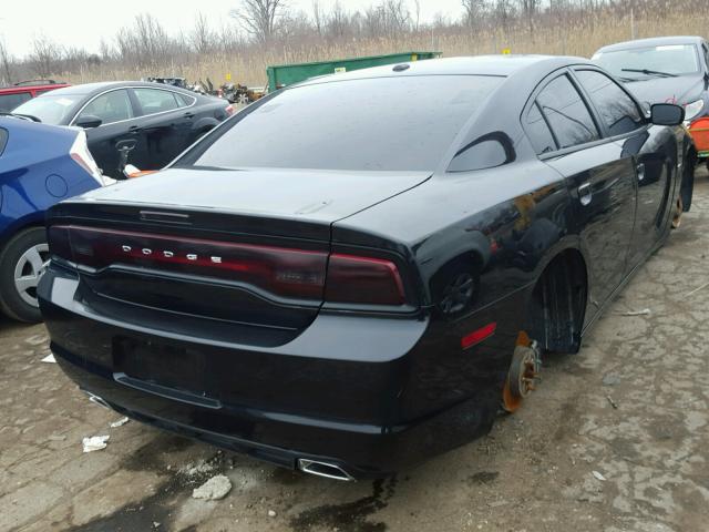 2C3CDXCTXEH236288 - 2014 DODGE CHARGER R/ BLACK photo 4