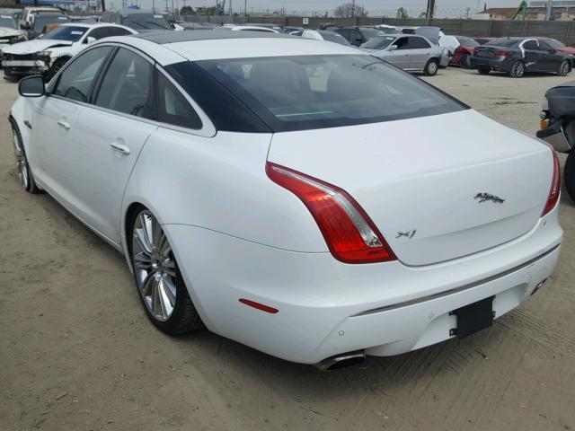 SAJWA1GE2CMV27714 - 2012 JAGUAR XJ SUPERCH WHITE photo 3