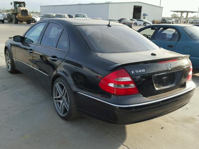 WDBUF70JX5A758140 - 2005 MERCEDES-BENZ E 500 BLACK photo 3