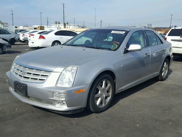 1G6DW677050139948 - 2005 CADILLAC STS SILVER photo 2
