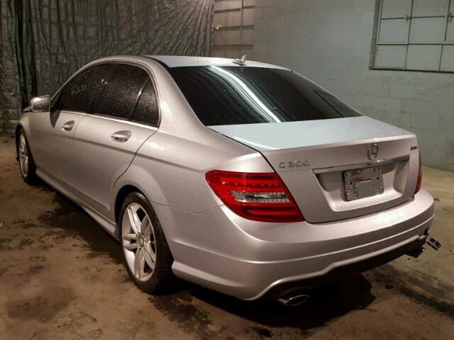 WDDGF8BB2CR235600 - 2012 MERCEDES-BENZ C 300 4MAT SILVER photo 3