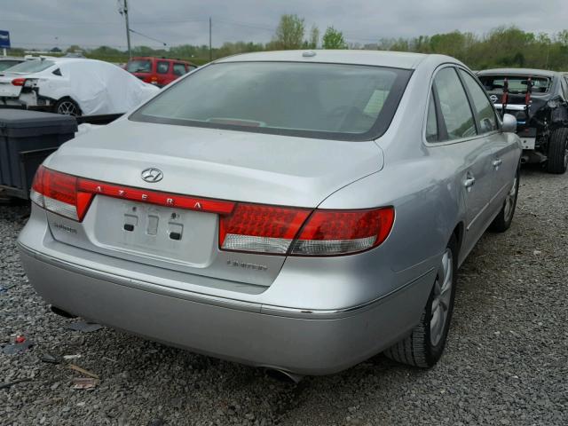 KMHFC46F27A213102 - 2007 HYUNDAI AZERA SE SILVER photo 4