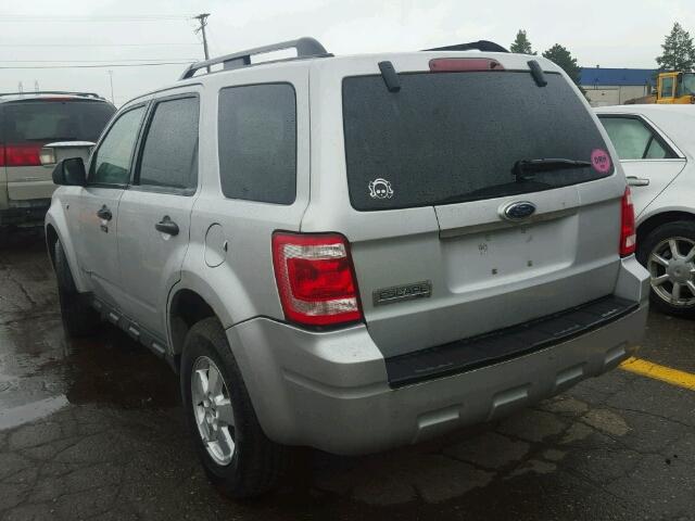 1FMCU03108KB25694 - 2008 FORD ESCAPE SILVER photo 3