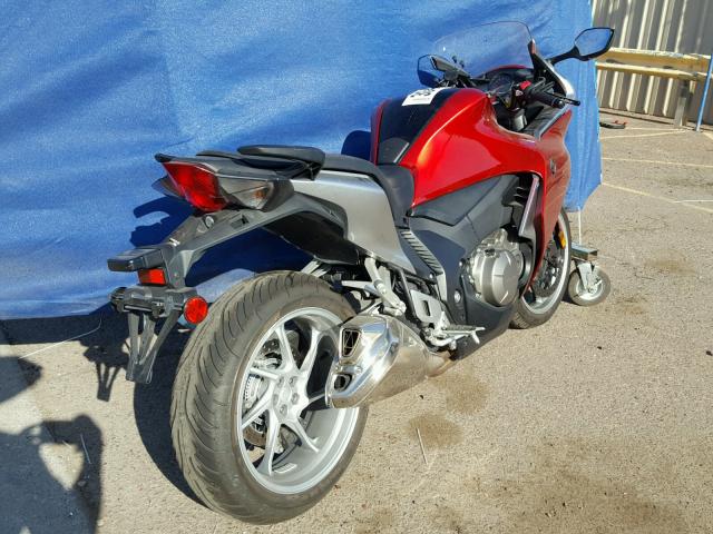 JH2SC6313AK000742 - 2010 HONDA VFR1200 F RED photo 4