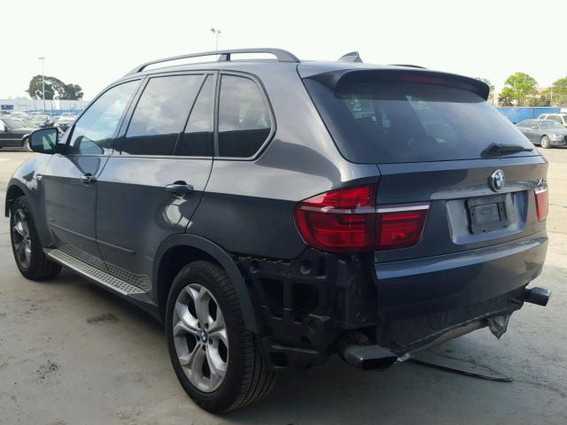 5UXZV8C52D0C17393 - 2013 BMW X5 XDRIVE5 GRAY photo 3