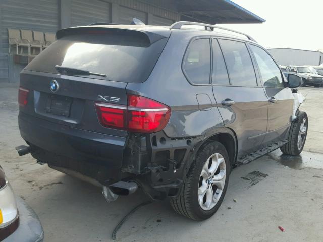 5UXZV8C52D0C17393 - 2013 BMW X5 XDRIVE5 GRAY photo 4