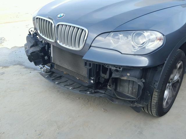 5UXZV8C52D0C17393 - 2013 BMW X5 XDRIVE5 GRAY photo 9
