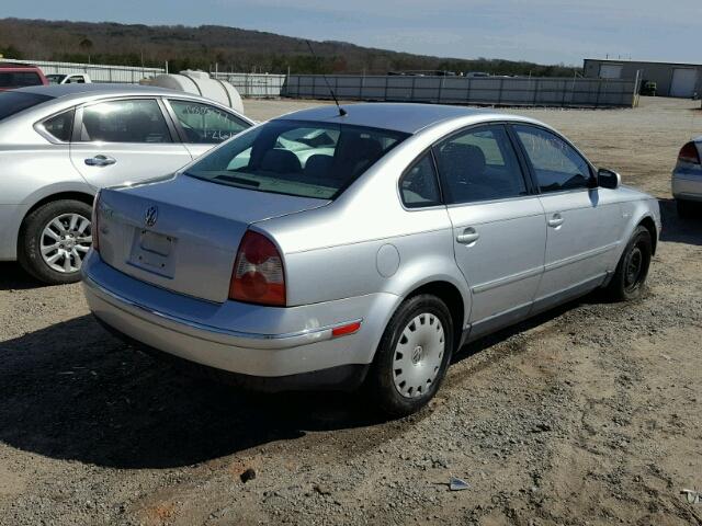 WVWMD63B64P043938 - 2004 VOLKSWAGEN PASSAT GL SILVER photo 4