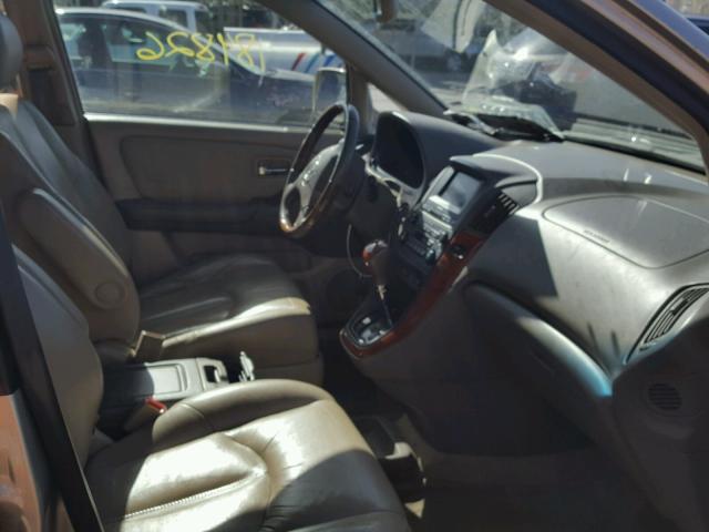 JTJHF10U020251417 - 2002 LEXUS RX 300 GOLD photo 5