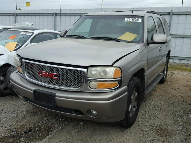 1GKEK63UX2J196189 - 2002 GMC DENALI CHARCOAL photo 2