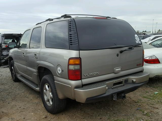 1GKEK63UX2J196189 - 2002 GMC DENALI CHARCOAL photo 3