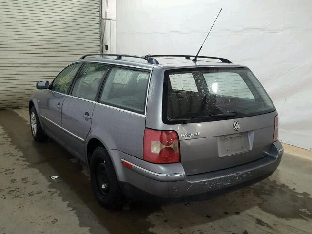 WVWVD63B63E159476 - 2003 VOLKSWAGEN PASSAT GLS GRAY photo 3