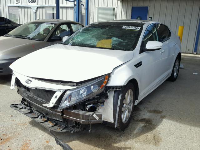 5XXGN4A76EG341069 - 2014 KIA OPTIMA EX WHITE photo 2