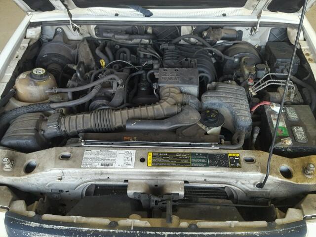 4F4YR12D73TM02820 - 2003 MAZDA B2300 WHITE photo 7