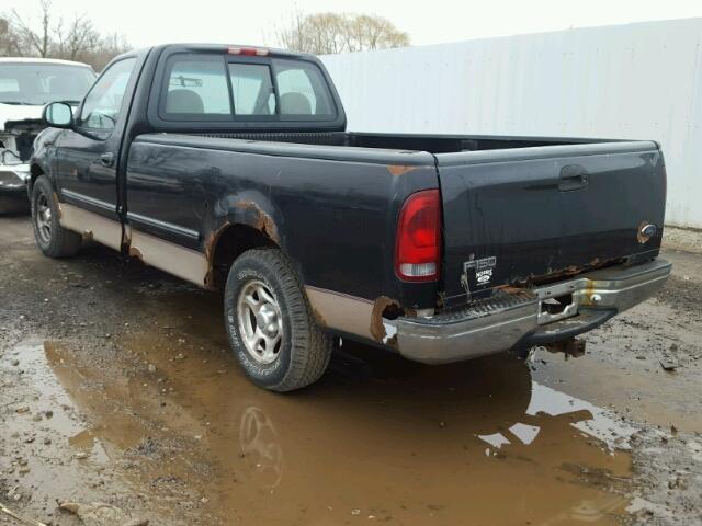 1FTZF1727WNC34411 - 1998 FORD F150 BLACK photo 3