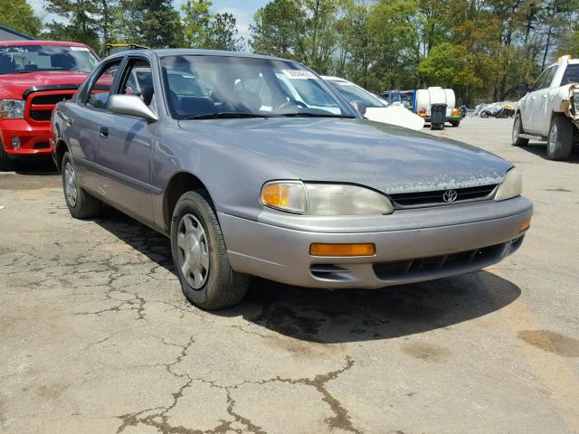 4T1BG12KXTU717829 - 1996 TOYOTA CAMRY DX GRAY photo 1