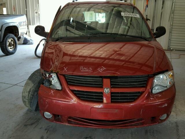 2D4GP44L86R669320 - 2006 DODGE GRAND CARA MAROON photo 10