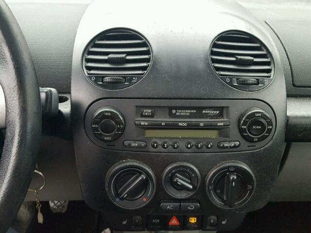 3VWDD21C51M464939 - 2001 VOLKSWAGEN NEW BEETLE 蓝色 照片 9