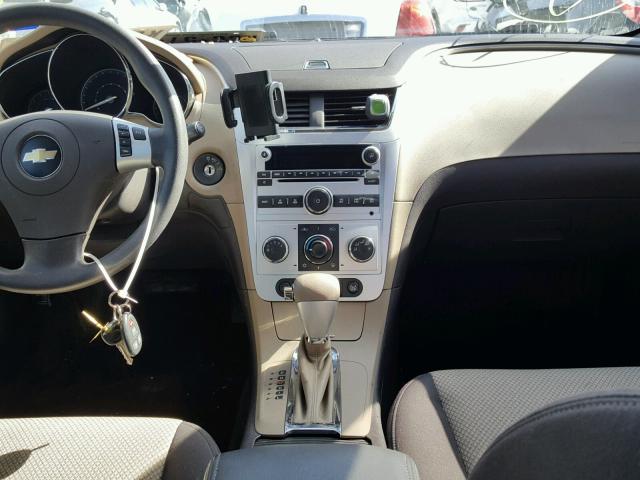 1G1ZB5EB1AF123242 - 2010 CHEVROLET MALIBU LS GRAY photo 9