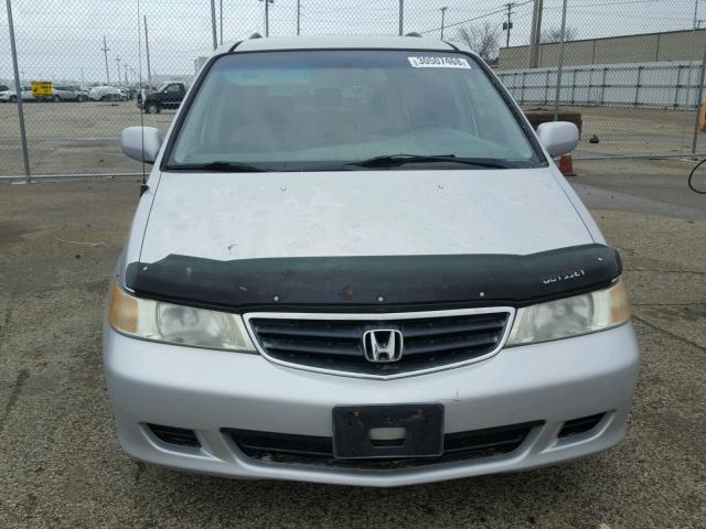 2HKRL186X2H568422 - 2002 HONDA ODYSSEY EX SILVER photo 9