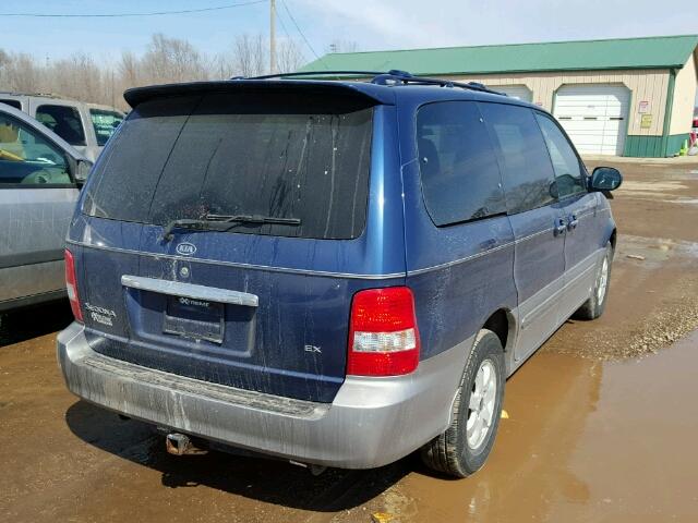 KNDUP132956694689 - 2005 KIA SEDONA EX BLUE photo 4