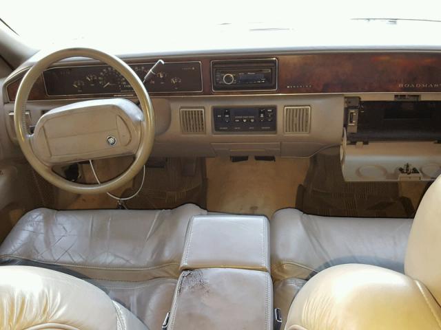 1G4BT5377PR426470 - 1993 BUICK ROADMASTER BLACK photo 9