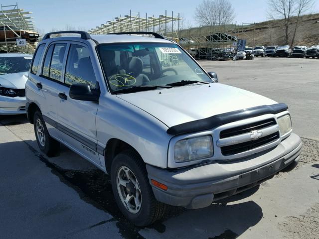 2CNBJ13C6Y6922658 - 2000 CHEVROLET TRACKER SILVER photo 1