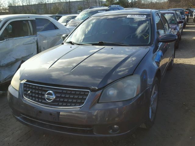 1N4BL11D35C360432 - 2005 NISSAN ALTIMA SE GRAY photo 2