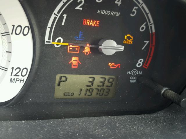 JTKKT624240072495 - 2004 TOYOTA SCION XA SILVER photo 8