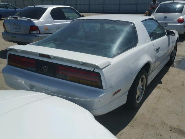 1G2FS21S3KL236325 - 1989 PONTIAC FIREBIRD WHITE photo 4