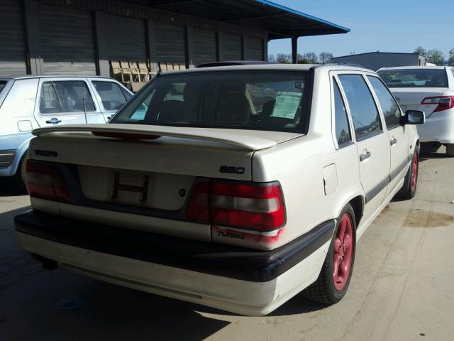 YV1LS5723T2305099 - 1996 VOLVO 850 WHITE photo 4