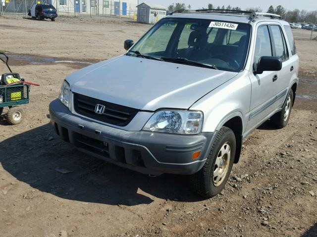 JHLRD1847VC007450 - 1997 HONDA CR-V LX SILVER photo 2