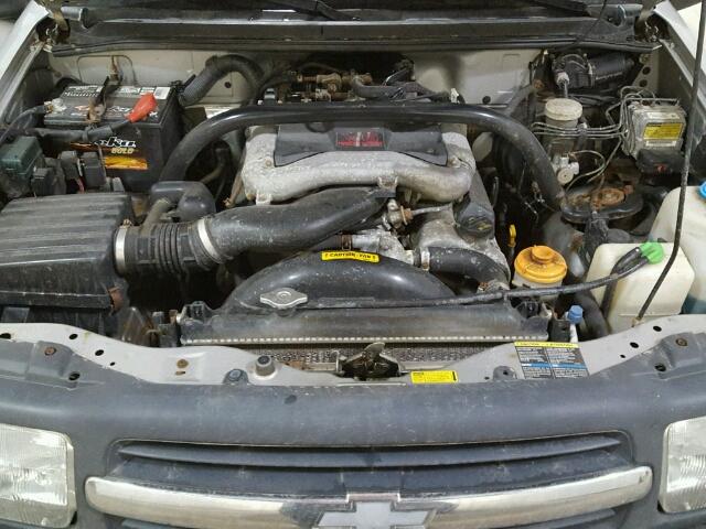 2CNBJ734926941157 - 2002 CHEVROLET TRACKER ZR SILVER photo 7