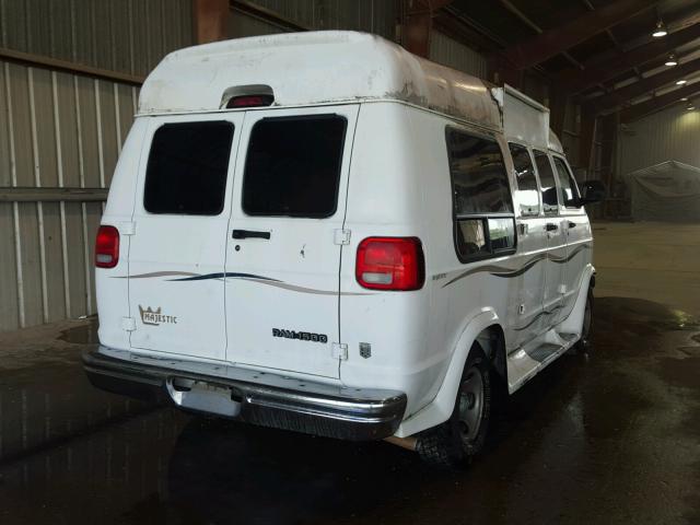 2B6HB11Y7WK106366 - 1998 DODGE RAM VAN B1 WHITE photo 4