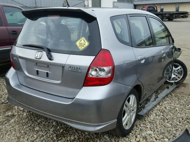 JHMGD38667S058317 - 2007 HONDA FIT S GRAY photo 4