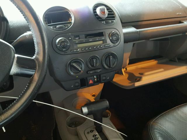 3VWCA21C9XM449079 - 1999 VOLKSWAGEN NEW BEETLE 银色 照片 9